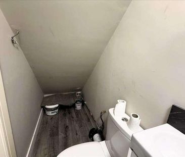 East Kent Avenue, Northfleet, DA11 - Photo 4