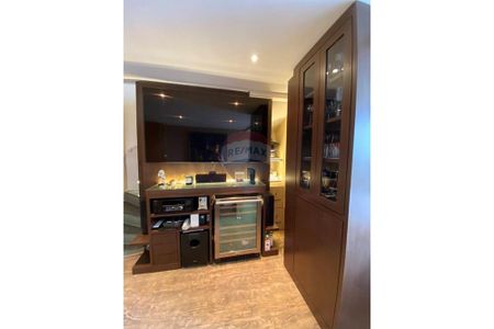 Apartamento mobiliado tipo loft duplex de 82 m² em Pinheiros com serviço de arrumação tipo flat e 1 vaga - Foto 2