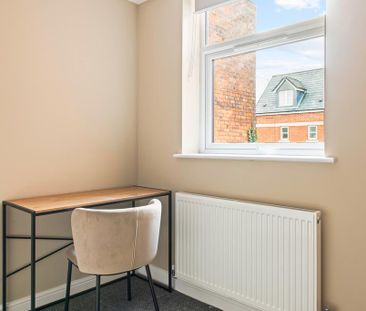 House to rent - Photo 3