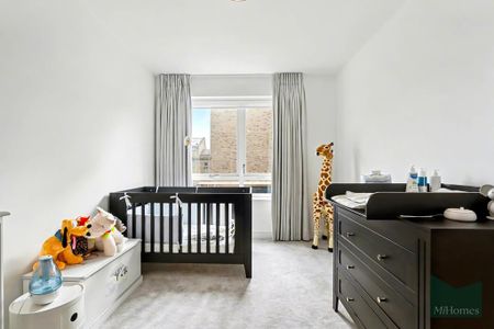 4 bedroom end of terrace house to rent - Photo 3