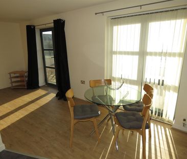 2 bedroom apartment to rent - Photo 2