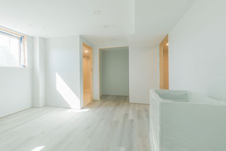 For Lease - 1038 Hardy Way Unit# Lower, Innisfil, Ontario - Photo 2