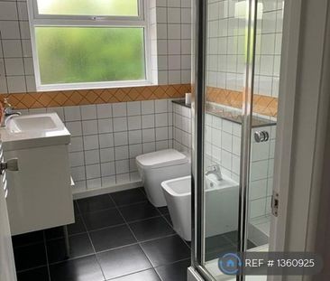 2 bedroom maisonette to rent - Photo 3