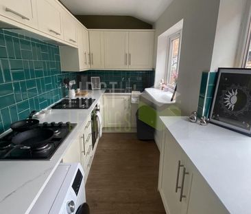6 bedroom terraced house to rent - Photo 5