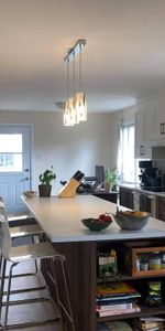 5 1/2 pcs très grand entièrement rénové Vieux Longueuil - Photo 4