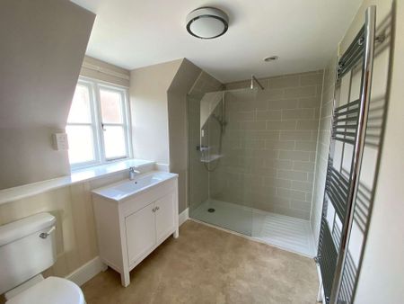 A charming four bedroom detached period property set within an attractive garden of approximately 0.68 acres. The property also benefits from a double cart lodg - Photo 5