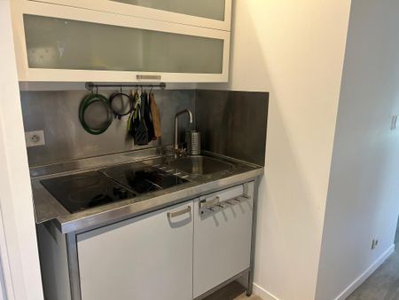 Location Appartement 1 pièce Meublé 19m² STE FOY LES LYON 69110 - Photo 4