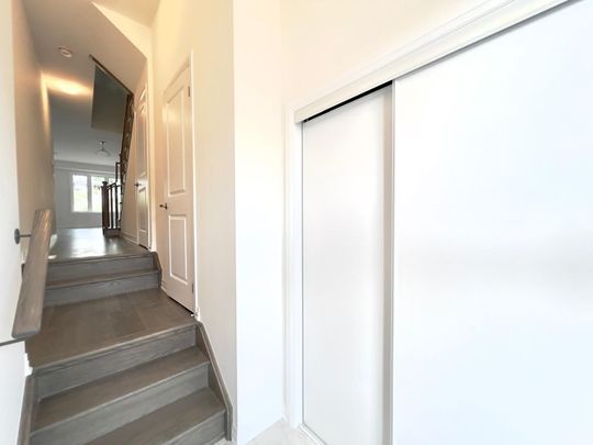 For Lease - 562 Hudson Crescent, Midland, Ontario - Photo 1