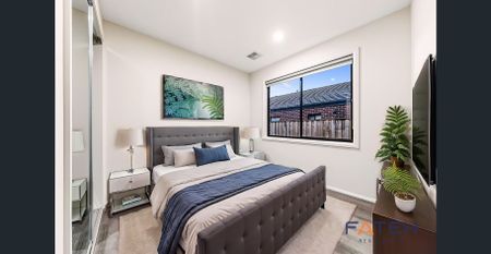 Family Haven - 4BR House with Remote Garage, Moe - Photo 5