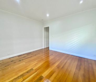 37 Laman Street, Cooks Hill - Photo 2