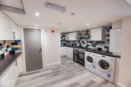 Snowdon Road, Eccles, M30 - Photo 2