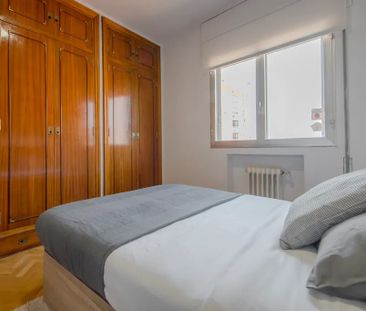 Calle de Juan Esplandiú, Madrid, Community of Madrid 28007 - Photo 3