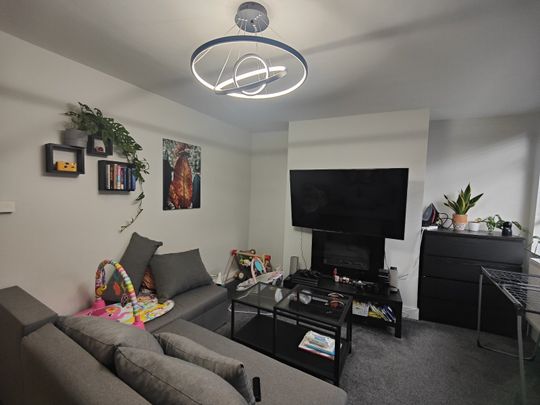 2 bedroom house to rent - Photo 1