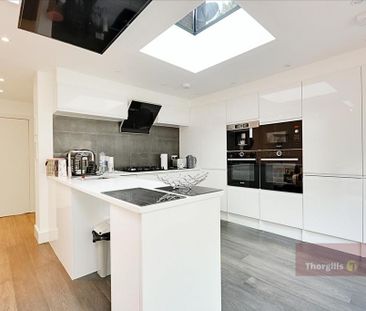 3 bedroom flat to rent - Photo 6