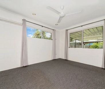 Easy Living in Central Location - Photo 3