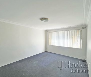 MINUTES FROM SCHOOLS & PUBLIC TRANSPORT - Photo 3