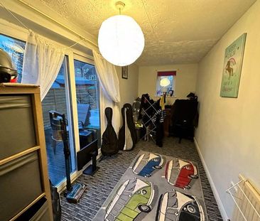 4 bedroom house share to rent - Photo 1