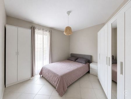 Appartement te huur - foto 4