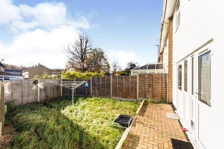 1 bedroom studio to rent - Photo 4