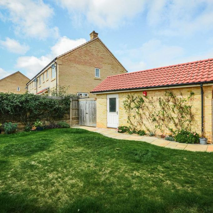 3 bedroom detached house to rent - Photo 1