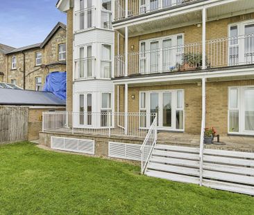 2 bedroom flat to rent - Photo 6