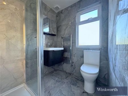 1 bedroom in a house share to rent - Photo 5