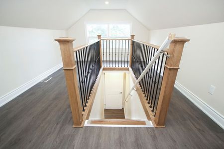 For Lease - 242 Kendal Avenue Unit# 2, Oshawa, Ontario - Photo 4
