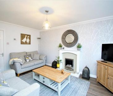 2 bedroom townhouse to rent - Photo 1