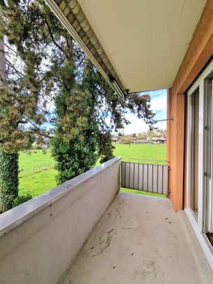 "Balkonwohnung mit grosszügigem Grundriss an grüner Lage!" - Photo 1