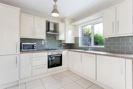 House to rent in Dublin, Clontarf, Clontarf East - Photo 5