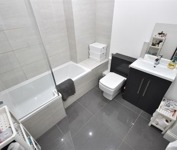 Park Road North, Birkenhead - Photo 6