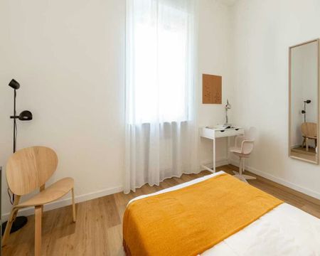 Via Diego Guicciardi, Milan, Lombardy 20158 - Photo 2