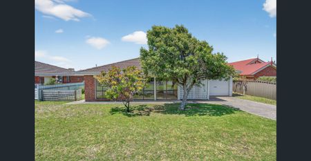 Open the door to effortless coastal living - Photo 2