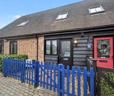 2 bedroom terraced house to rent - Photo 1