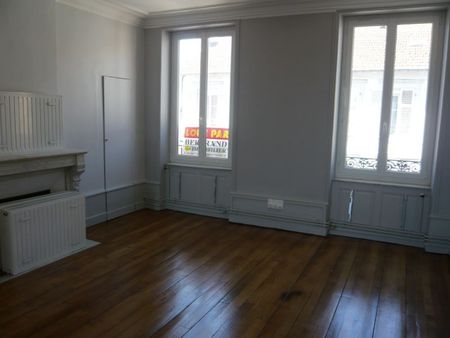 Location Appartement 3 pièces 69m² - Photo 2