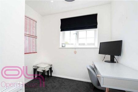 Benen-stock Road, Staines-upon-thames, TW19 - Photo 3