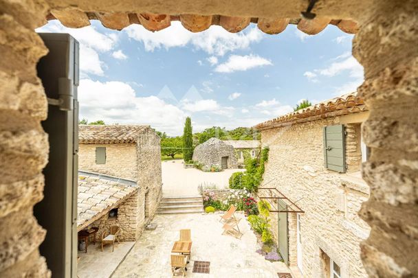 Luberon - Magnifique demeure provençale avec grande piscine - Photo 1