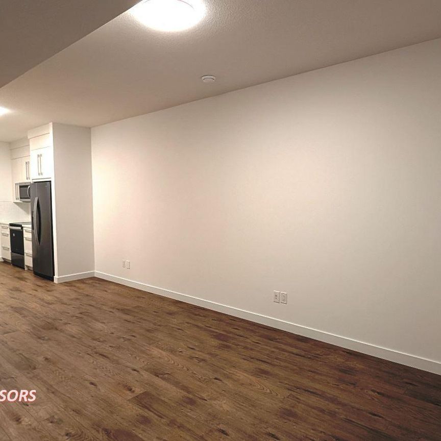 BSMT 586 Rangeview Street Southeast - Photo 1