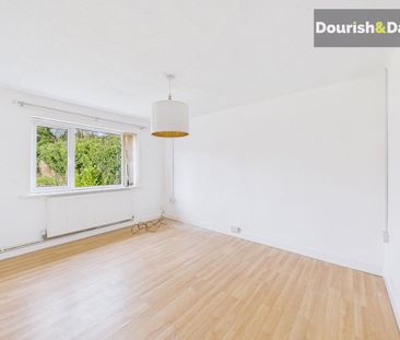 3 bedroom semi-detached bungalow to rent - Photo 2