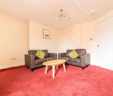 5 bedroom maisonette to rent - Photo 2