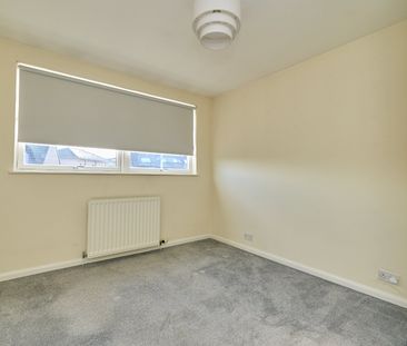 4 bedroom detached house to rent - Photo 5