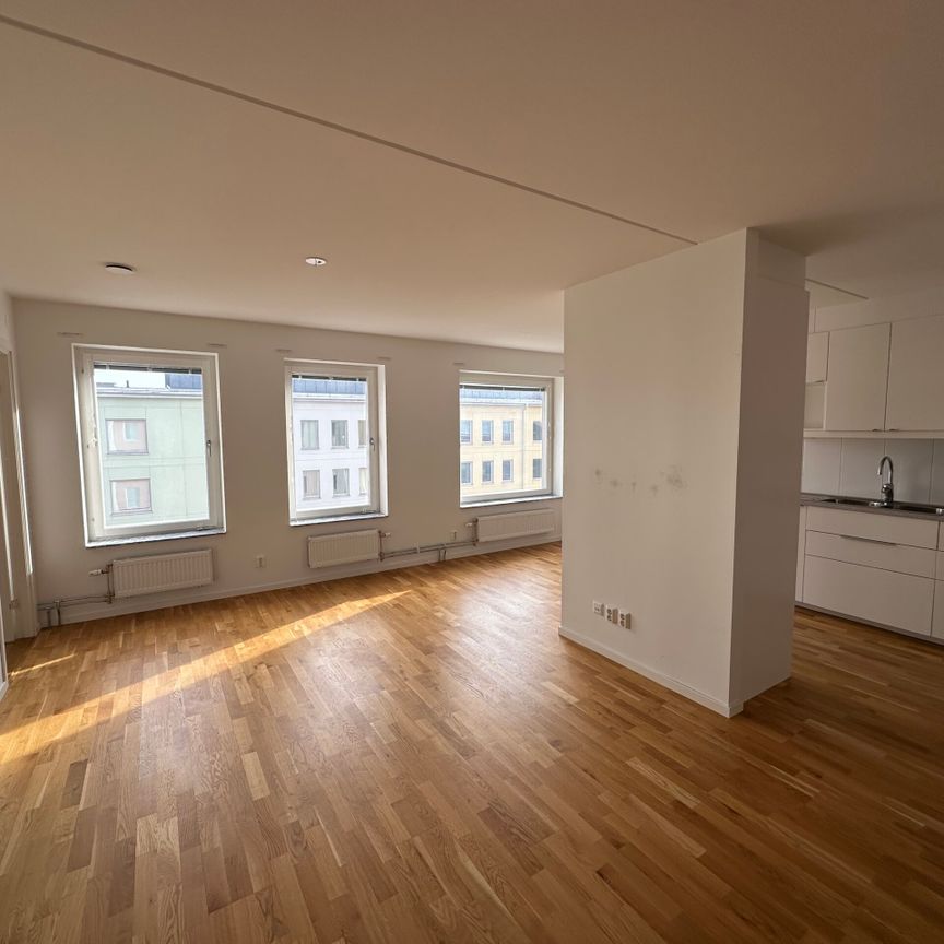 Bäckby Torgg. 24 -3rok (lgh 1741) - Foto 1