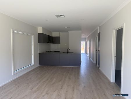 7 Casuarina Way, Eyre SA 5121 - House For Rent | Domain - Photo 4