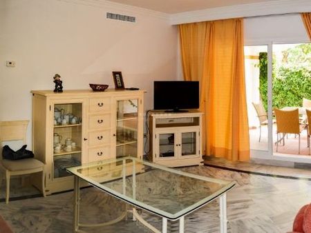 Bonito apartamento en planta baja en Dama de Noche. - Foto 4