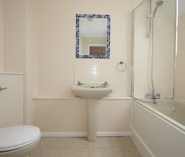 Mount Hermon Road, Woking - Photo 5