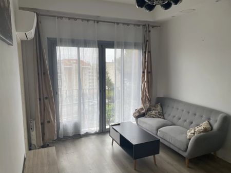 Location Appartement 3 pièces 38m² NICE 06200 - Photo 2