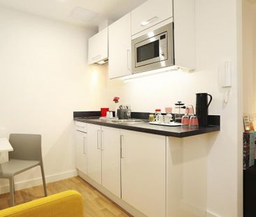 Studio to rent - Photo 3