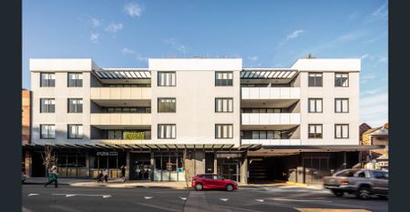 Pet Friendly Sunny Apartment - Photo 5