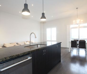 For Lease - 266 Elyse Court, Aurora, Ontario - Photo 2