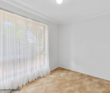 3 Bedroom Home with Single Carport - Photo 3